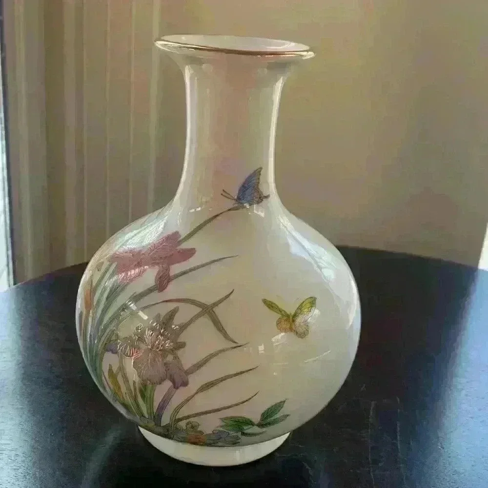 Vintage Porcelain Vase From The Srednick Collection Made in Japan